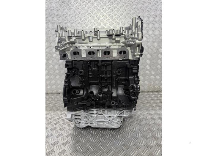 Motor van een Nissan NV 400 (M9J) 2.3 dCi 125 16V 2013
