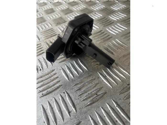 Gebruikte Oliepeil sensor Volkswagen Transporter/Caravelle T5 2.5 TDi PF Prijs € 20,00 Margeregeling aangeboden door EU Engines & Parts BV