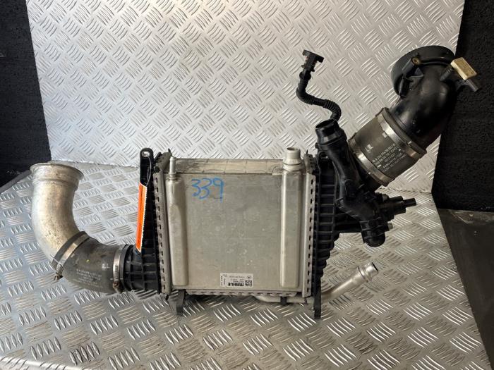 Gebruikte Intercooler Mercedes GLC (X253) 2.0 200 16V EQ Boost Prijs € 90,00 Margeregeling aangeboden door EU Engines & Parts BV