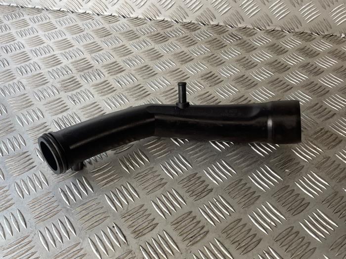 Gebruikte Intercooler Buis Mercedes GLC (X253) 2.0 300 16V 4-Matic Prijs € 35,00 Margeregeling aangeboden door EU Engines & Parts BV