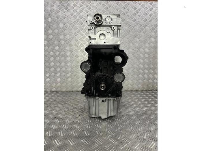 Motor van een Volkswagen Transporter T6 2.0 TDI 204 2024