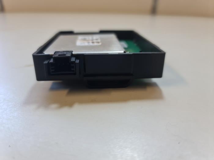 Antenne (diversen) van een Mercedes-Benz B (W245) 1.5 B-160 16V 2008