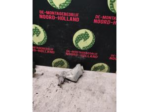 Gebruikte Hoofdremcilinder Opel Corsa Prijs € 30,00 Margeregeling aangeboden door Auto Demontage Vijfhuizen