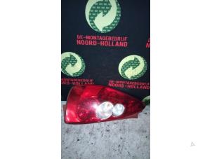 Gebruikte Achterlicht links Mazda 5 Prijs € 40,00 Margeregeling aangeboden door Auto Demontage Vijfhuizen
