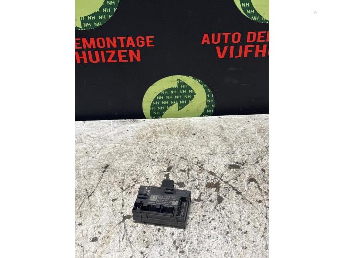 Gebruikte Central electronic module Seat Leon Prijs € 30,00 Margeregeling aangeboden door Auto Demontage Vijfhuizen