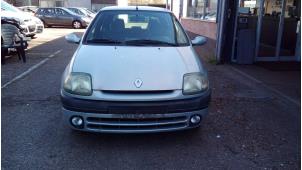 Renault Clio II 1.6  (Sloop)