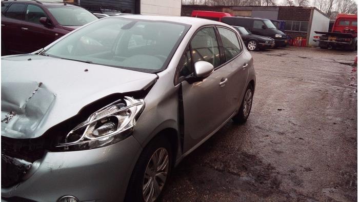 Peugeot 208 I 1.2 Vti 12V PureTech 82 Sloopvoertuig (2012, Grijs)