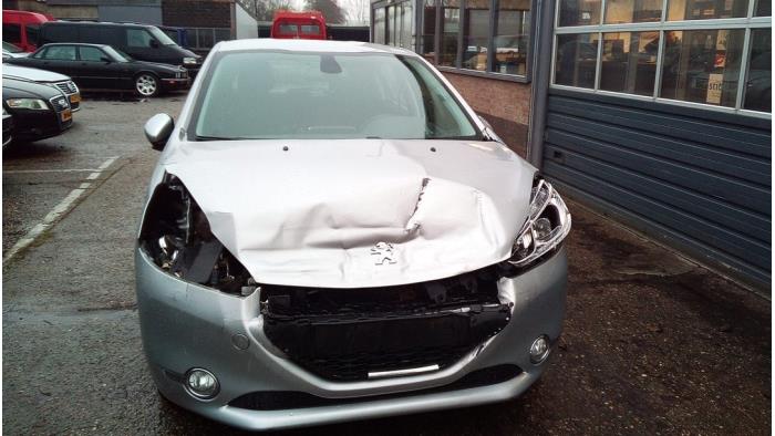 Peugeot 208 I 1.2 Vti 12V PureTech 82 Sloopvoertuig (2012, Grijs)