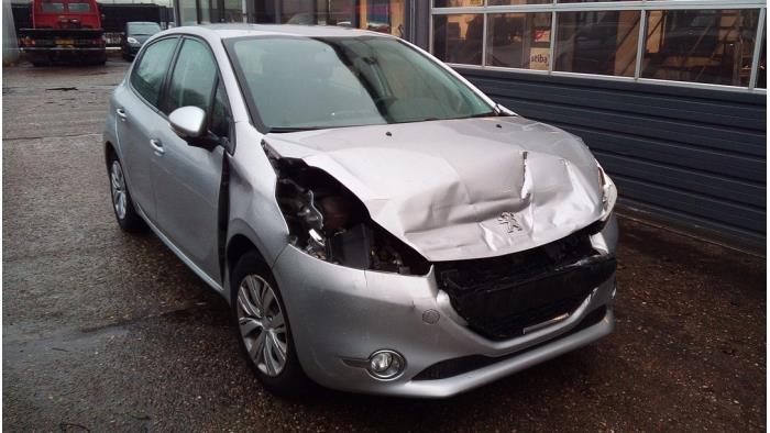Peugeot 208 I 1.2 Vti 12V PureTech 82 Sloopvoertuig (2012, Grijs)