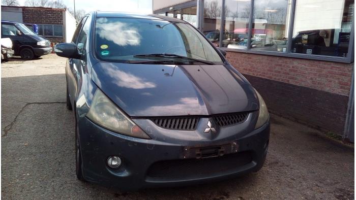 Mitsubishi Grandis 2.4 16V MIVEC Sloopvoertuig (2006, Grijs)