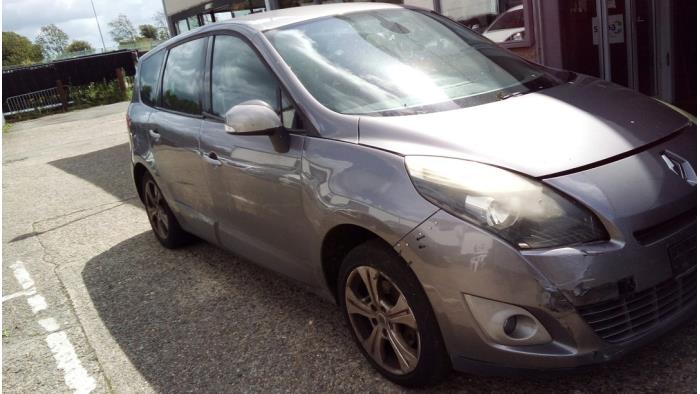 Renault Grand Scénic III 1.4 16V TCe 130 Sloopvoertuig (2010, Grijs)