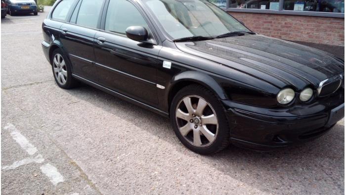 Jaguar X-type Estate 2.5 V6 24V Sloopvoertuig (2005, Zwart)