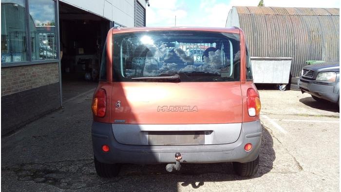 Fiat Multipla 1.6 16V 100 SX,ELX Sloopvoertuig (2000, Rood)
