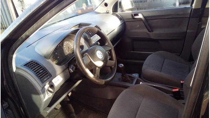 Volkswagen Polo IV 1.2 12V Sloopvoertuig (2002, Zwart)