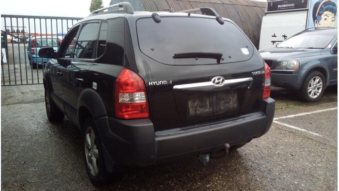 Hyundai Tucson 2.0 16V CVVT 4x2 Sloopvoertuig (2006, Zwart)