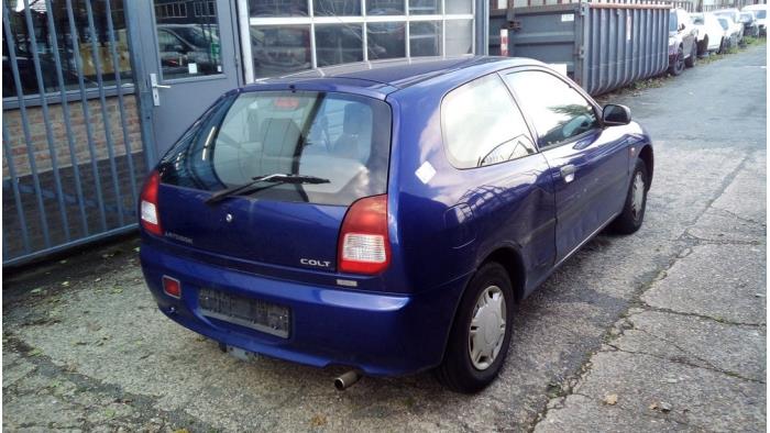 Mitsubishi Colt 1.3 GL,GLX 12V Sloopvoertuig (1999, Blauw)