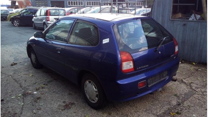 Mitsubishi Colt 1.3 GL,GLX 12V Sloopvoertuig (1999, Blauw)