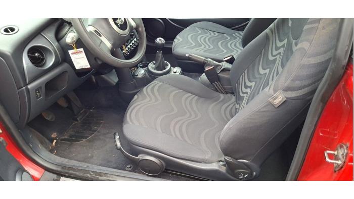 Mini Mini One/Cooper 1.6 16V One Sloopvoertuig (2003, Rood)