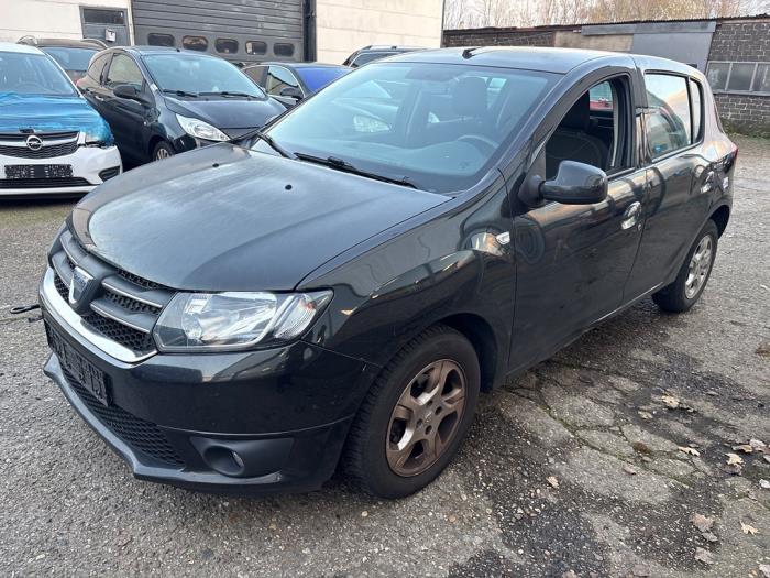 Dacia Sandero II 0.9 TCE 12V Sloopvoertuig (2016, Zwart)