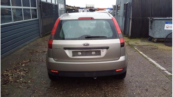 Ford Fiesta 5 1.3 Sloopvoertuig (2002, Grijs)