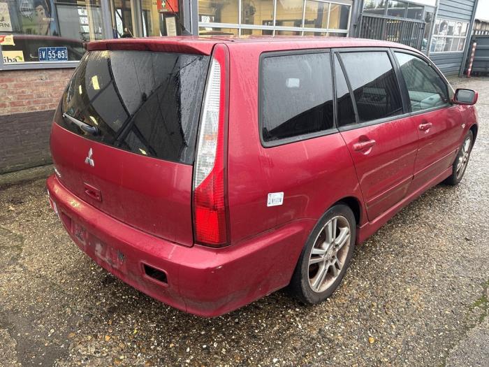 Mitsubishi Lancer Wagon 1.6 16V Sloopvoertuig (2004, Rood)