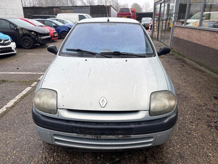 Renault Clio II 1.4 Sloopvoertuig (1999, Grijs)
