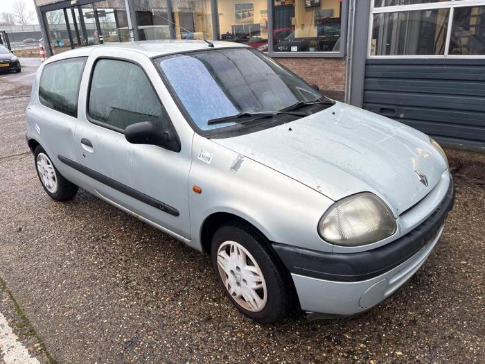 Renault Clio II 1.4 Sloopvoertuig (1999, Grijs)