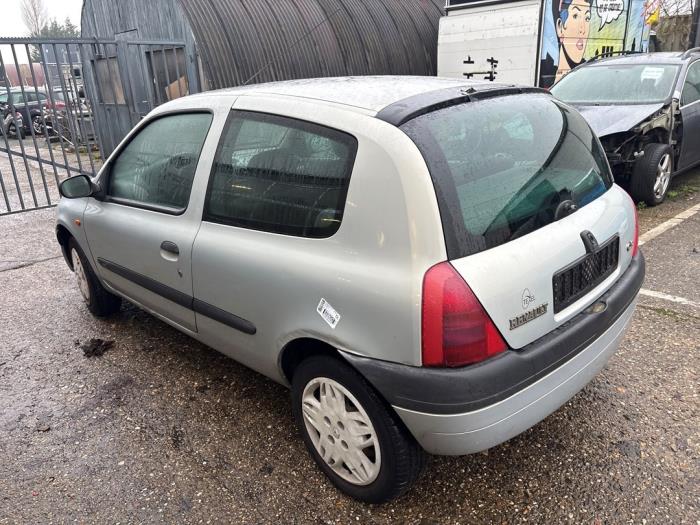 Renault Clio II 1.4 Sloopvoertuig (1999, Grijs)