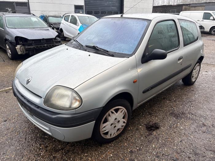 Renault Clio II 1.4 Sloopvoertuig (1999, Grijs)