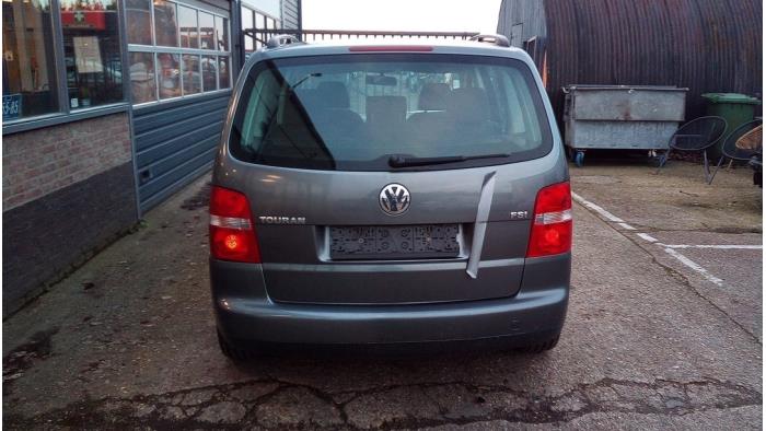 Volkswagen Touran 1.6 FSI 16V Sloopvoertuig (2006, Grijs)