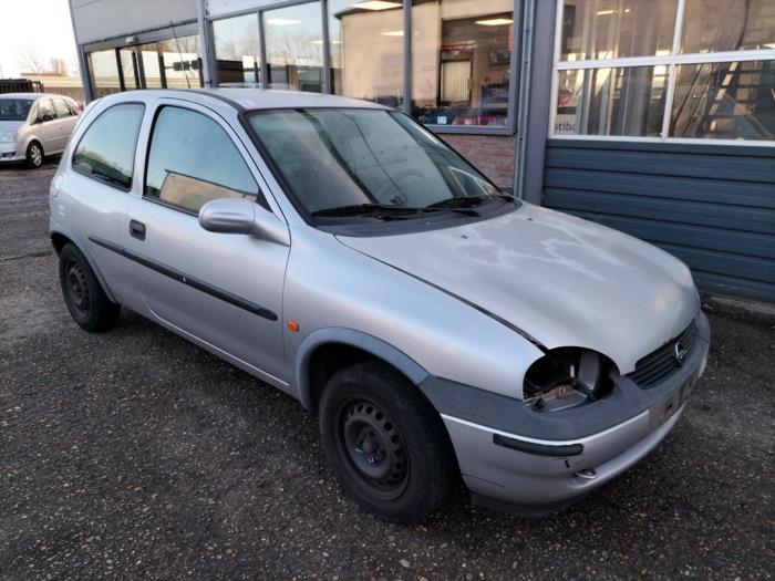 Opel Corsa B 1.2i 16V Sloopvoertuig (2000, Grijs)