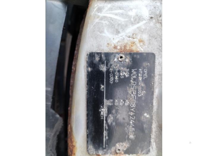 Opel Corsa B 1.2i 16V Sloopvoertuig (2000, Grijs)