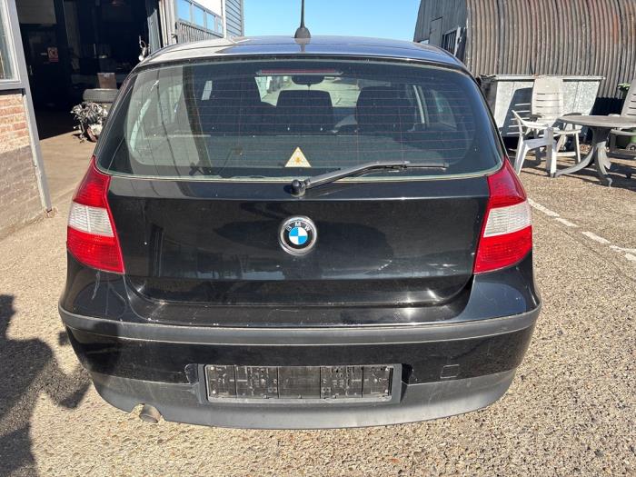 BMW 1 serie 116i 1.6 16V Sloopvoertuig (2005, Zwart)