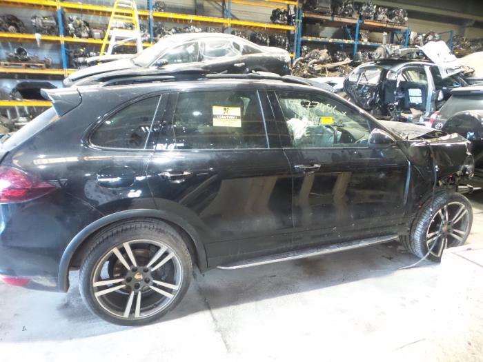 Porsche Cayenne II 3.0 D V6 24V Sloopvoertuig (2012, Zwart)