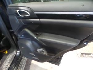Porsche Cayenne II 3.0 D V6 24V Sloopvoertuig (2012, Zwart)