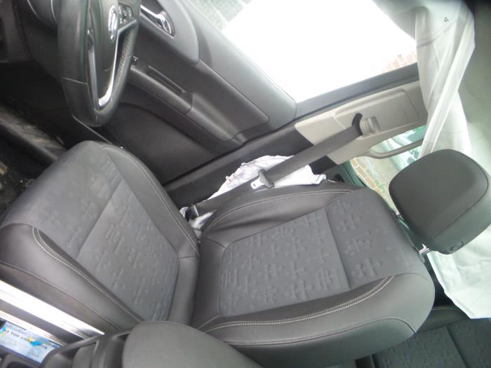 Opel Meriva Mk.II 1.4 Turbo 16V ecoFLEX Sloopvoertuig (2011, Blauw)