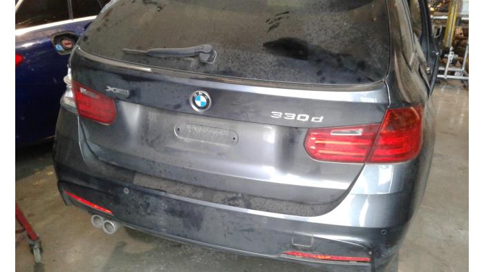 BMW 3 serie Touring 330d xDrive 3.0 24V Sloopvoertuig (2013, Grijs)