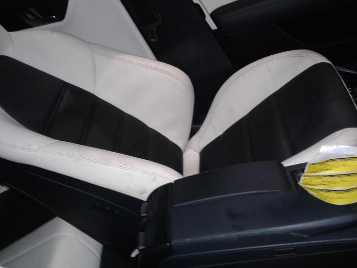 Mercedes C 6.2 C-63 AMG 32V Black Series Sloopvoertuig (2011, Zwart)