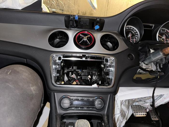 Mercedes CLA Shooting Brake 2.0 AMG CLA-45 Turbo 16V Sloopvoertuig (2015, Grijs)