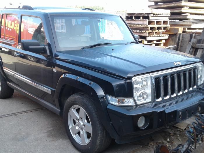 Jeep Commander 3.0 CRD Sloopvoertuig (2007, Zwart)