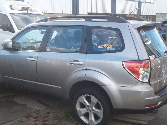 Subaru Forester 2.0D Sloopvoertuig (2009, Grijs)