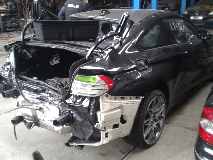 BMW 4 serie M4 3.0 24V Turbo Competition Package Sloopvoertuig (2017, Zwart)