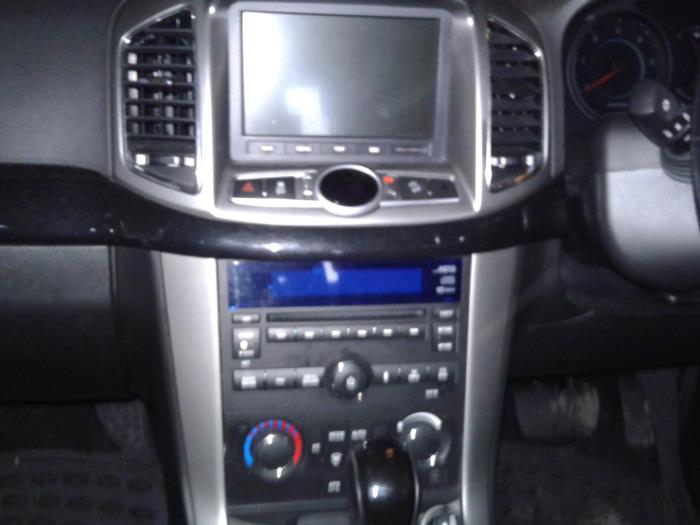 Chevrolet Captiva 2.2 D 16V 4x4 Sloopvoertuig (2013, Zwart)