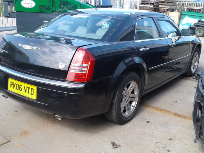 Chrysler 300 C 3 0 Crd V6 24v Sloop Bouwjaar 2007 Kleur