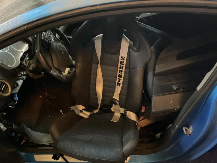 Opel Corsa III 1.6 16V VXR Turbo Sloopvoertuig (2010, Blauw)