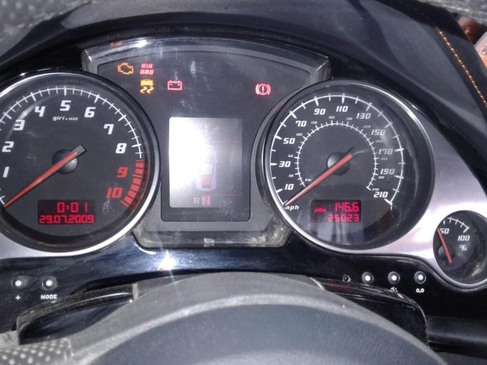 Lamborghini Gallardo 5.2 V-10 40V FSI LP560-4 Sloopvoertuig (2011, Oranje)