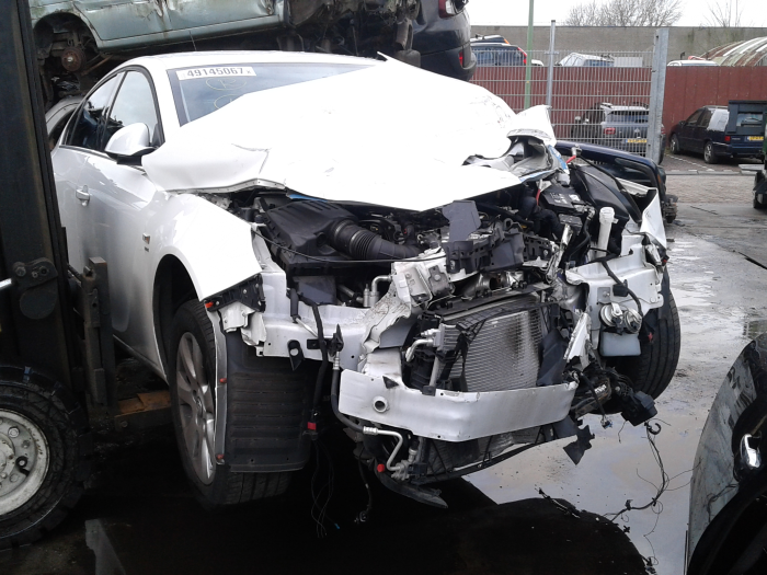 Opel Insignia 2.0 CDTI 16V 140 ecoFLEX Sloopvoertuig (2016, Wit)