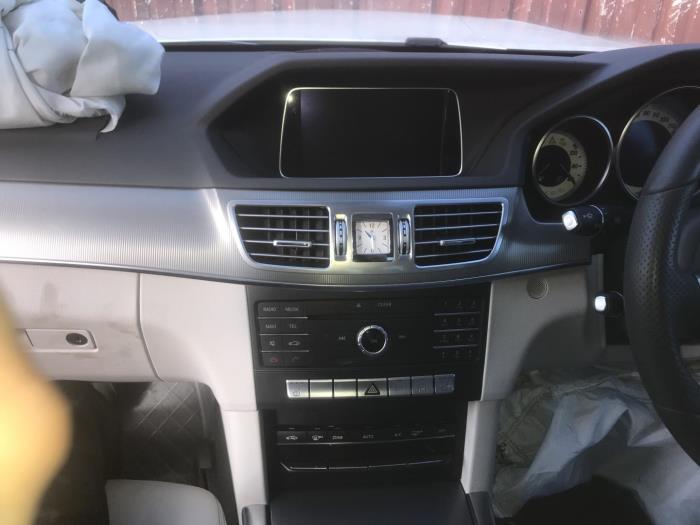 Mercedes E E-220 CDI 16V BlueEfficiency,BlueTEC Sloopvoertuig (2015, Wit)