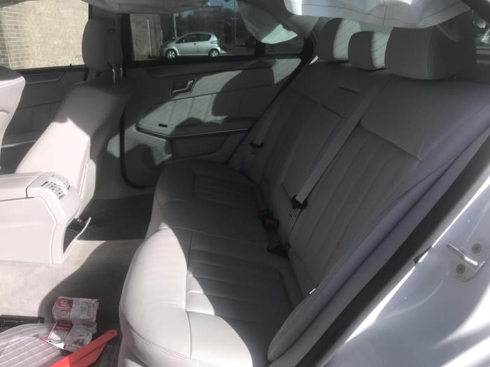 Mercedes E E-220 CDI 16V BlueEfficiency,BlueTEC Sloopvoertuig (2015, Wit)