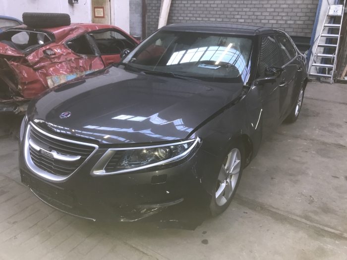 Saab 9-5 2.0 TiD 16V Sloopvoertuig (2011, Grijs)